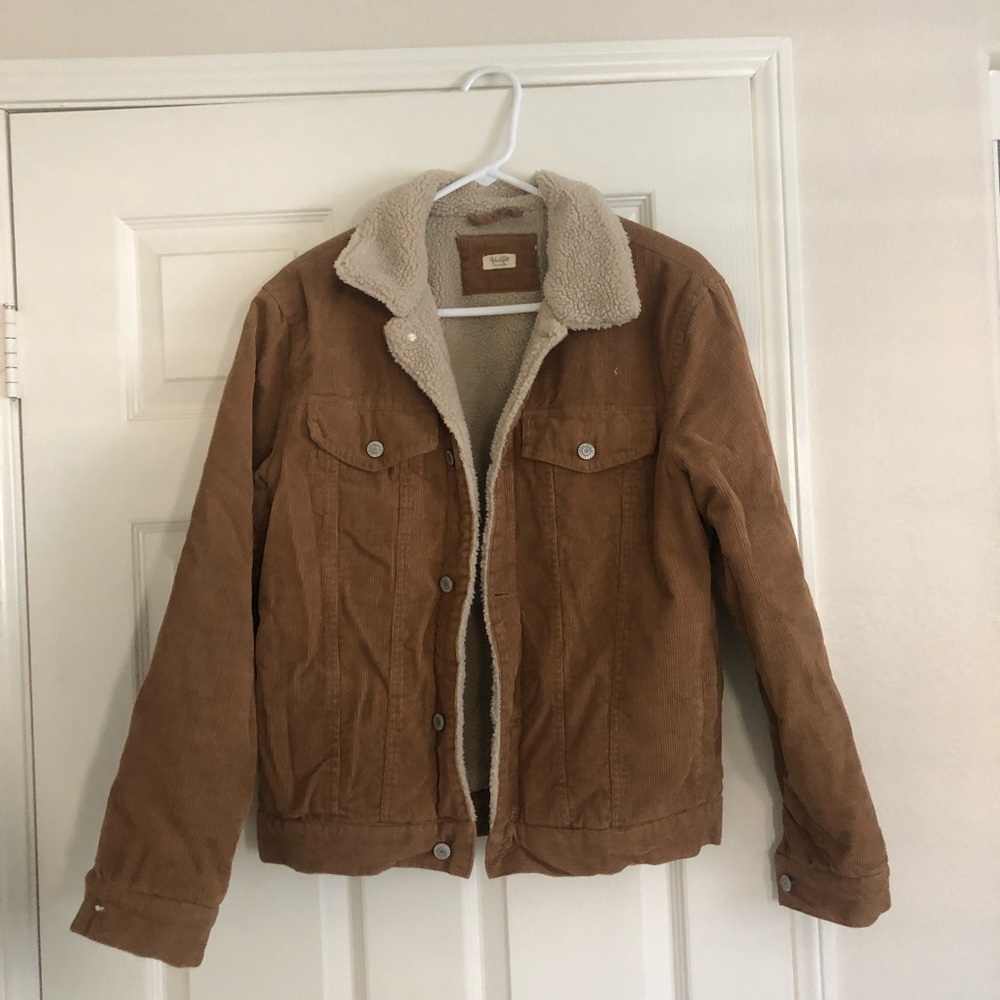 Pacsun cord jacket fits s/m